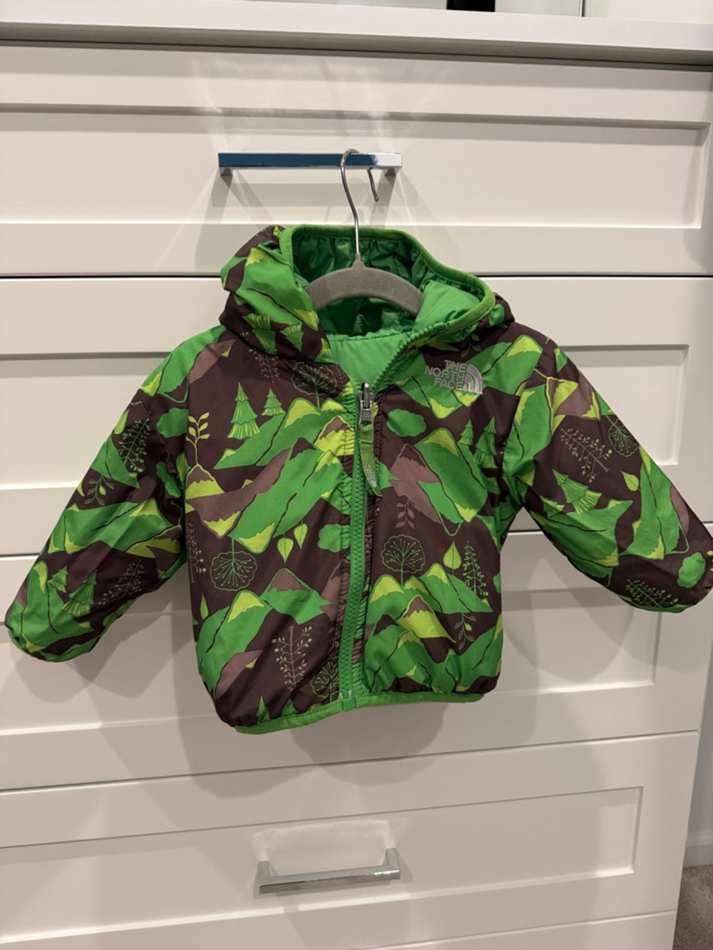 The North Face Infant Green Hooded Reversible Jacket - Picture 5 of 6